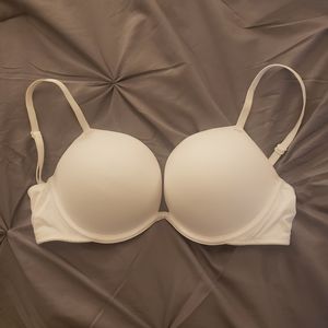 Victoria Secret Pink Push-up Bra